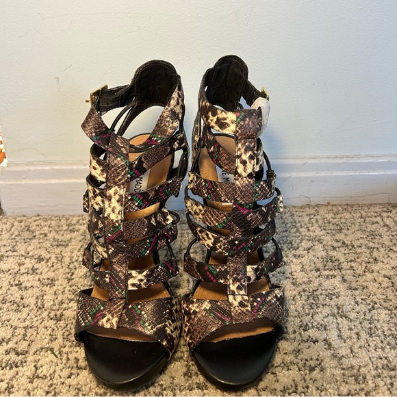 Steve Madden Prefixx Multi-Colored Snakeskin Print Strappy Peep Toe Heels Size 8 - Picture 5 of 15